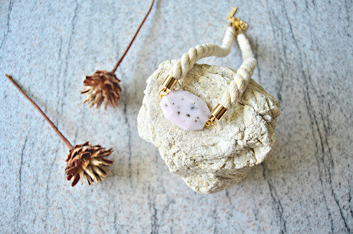 Náhrdelník SIMPLE ROPE GOLD OPAL — foto 1