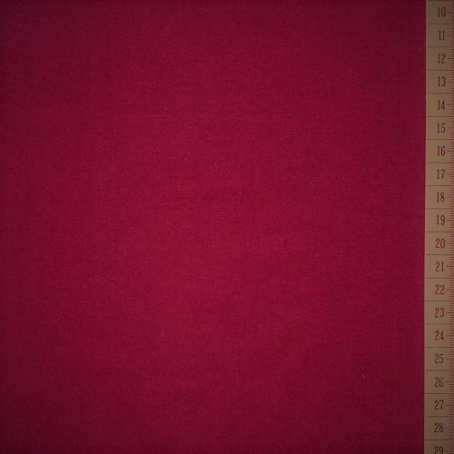 S A M E T - TMAVĚ VÍNOVĚ ČERVENÝ - PRUH