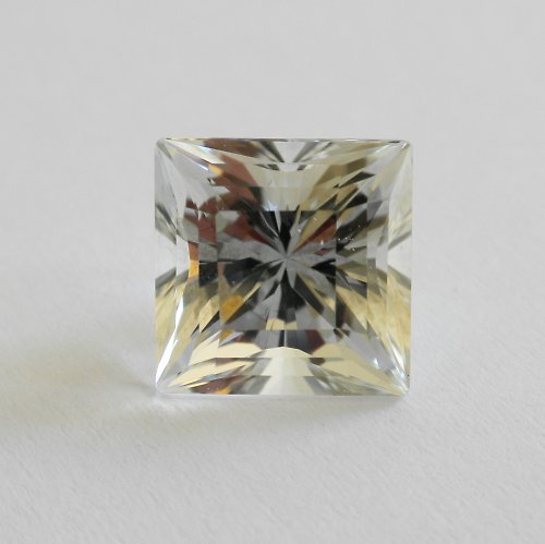 Topaz — foto 1