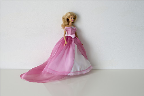 Šaty pro Barbie — foto 1