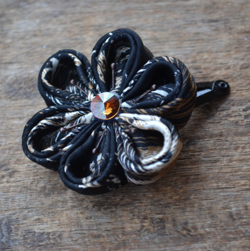 Kanzashi květ Káva — foto 1