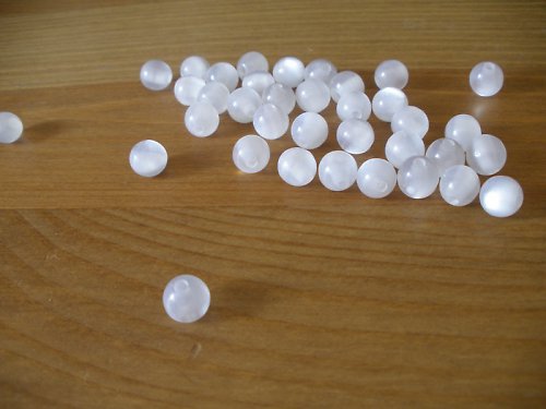 Plastová kulička 8 mm - 33 ks — foto 1