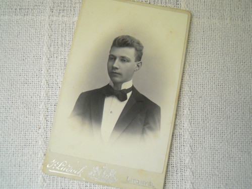 Kabinetka...muž č.3 — foto 1