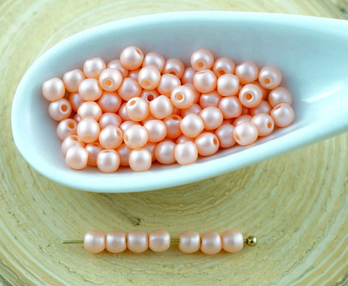 Drobné kulaté korálky candy, české sklo, matné, — foto 1