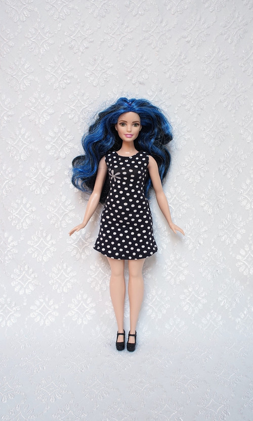 Šaty pro Barbie - baculku — foto 1