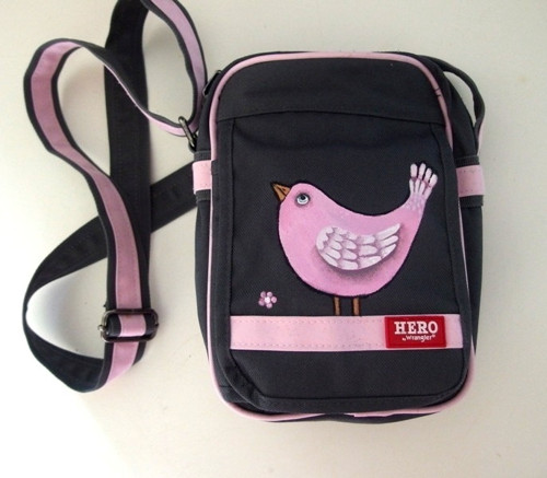 Crossbody s ptáčkem — foto 1