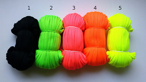 Plochá šňůra / 8 mm / černá / 1 m