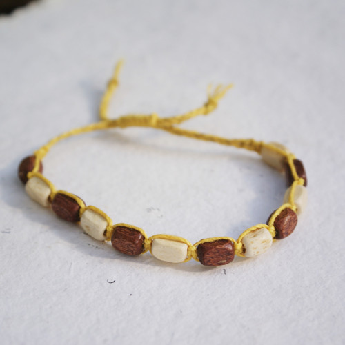 Macrame náramek žlutá a bílá — foto 1