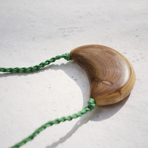 Macrame náhrdelník vrbový zelený — foto 1