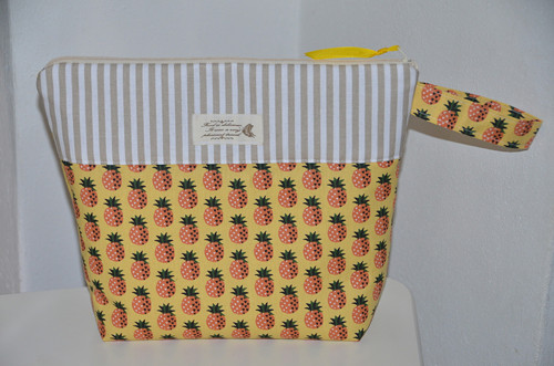 Necesér - ananas — foto 1
