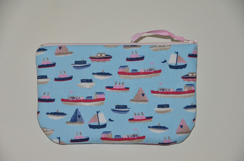 Pouzdro malé - lodičky — foto 1