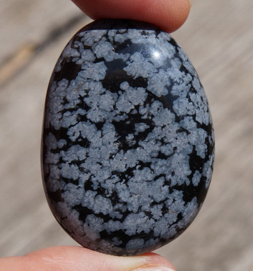 Placička - obsidián vločkový J1603