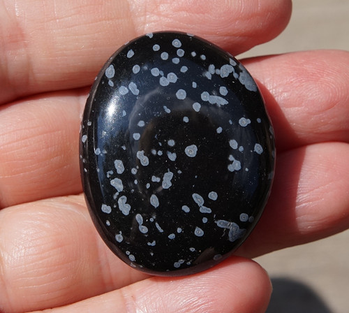 Placička - obsidián vločkový J1728