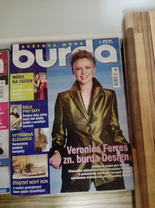 Časopis Burda 1/2001 — foto 1