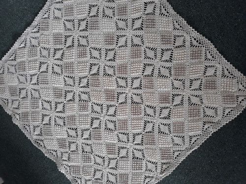 Nevšední ubrus 80x 80 cm — foto 1