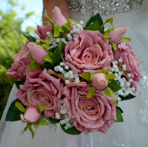 Svatební kytice Giant roses korsáž