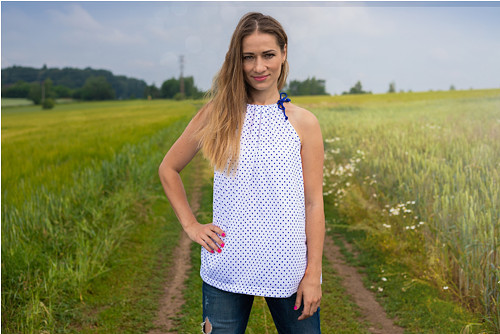 Top modrý puntíček SLEVA — foto 1
