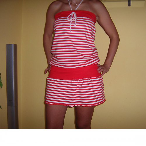 Šaty — foto 1