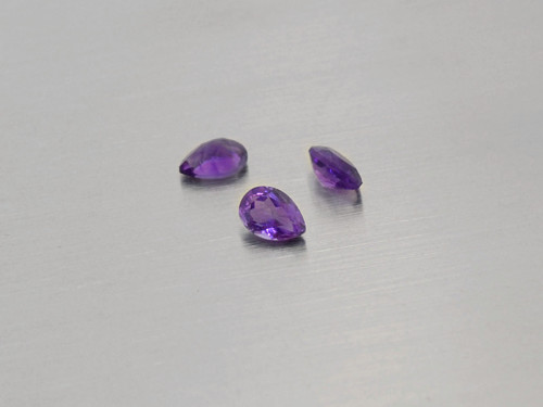 Ametyst 4 x 6 mm hruška přírodní broušený