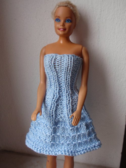 Barbie-šaty v barvě nebe... — foto 1