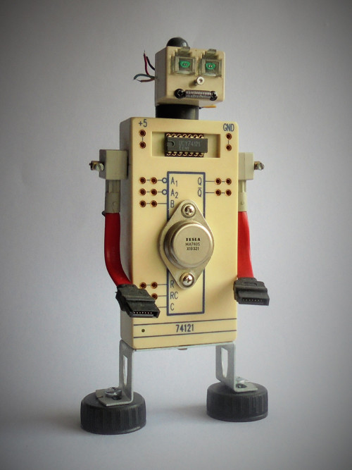 Teslabot III — foto 1