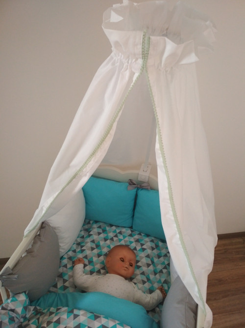 Bílá nebesa s bambulkovym lemem, 100% bavlna