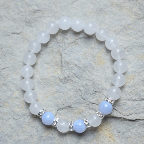 Jadeit a chalcedon