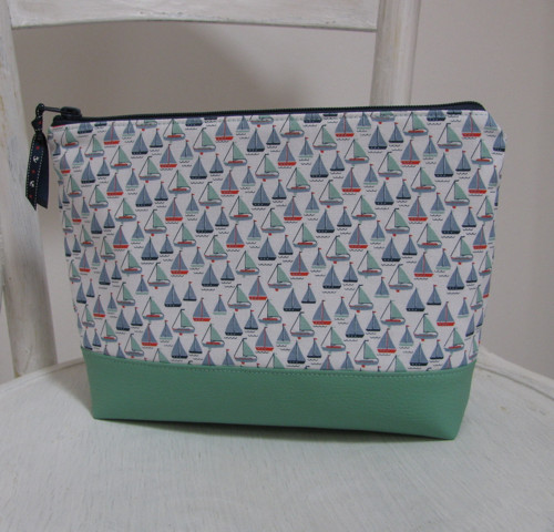 Anchors away — foto 1