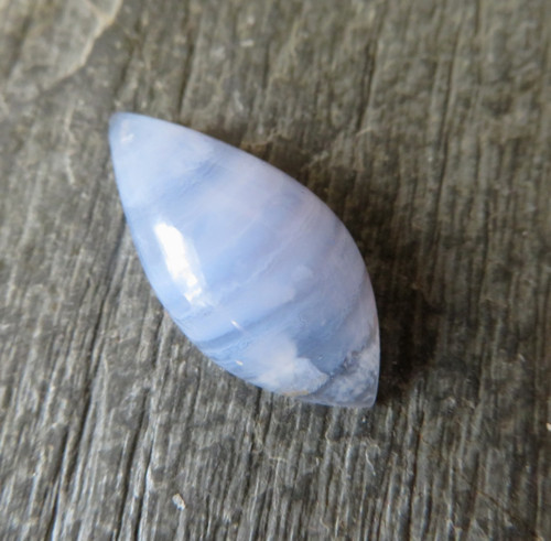 Modrý chalcedon Namibie, kabošon č. B3 — foto 1