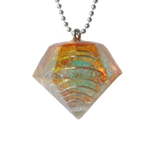 Náhrdelník "Resin" tvar diamant naoranžovělý