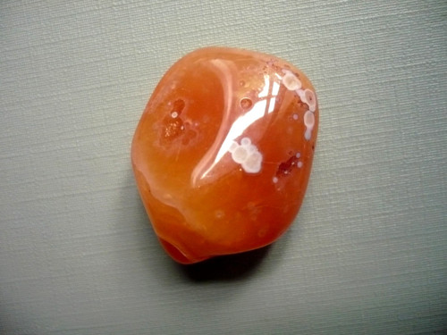 Troml. kámen – karneol pruhovaný 32 mm, č.37