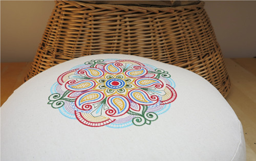 Vyšívaný puff mandala, průměr 40cm romantická