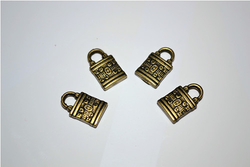 0029 zámeček / 4 kusy — foto 1