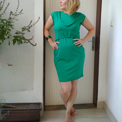 Šaty — foto 1