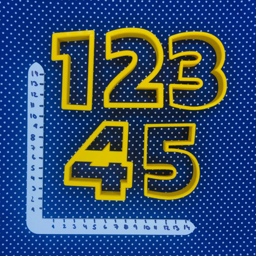 Vykrajovátka: Čísla 1 2 3 4 5