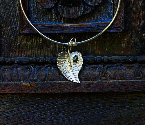 Nerezový náhrdelník ..." Silver leaf " — foto 1