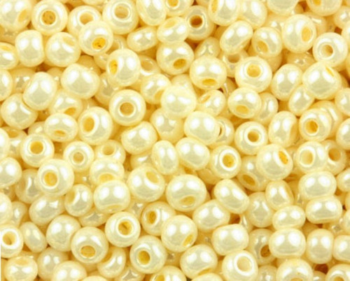 Rokajl Preciosa barvy béžovo-žluté 4 mm - 10 g