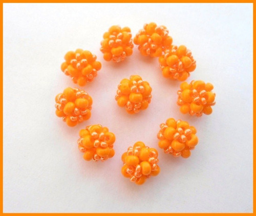 Oranžové šité kuličky 10 mm poslední