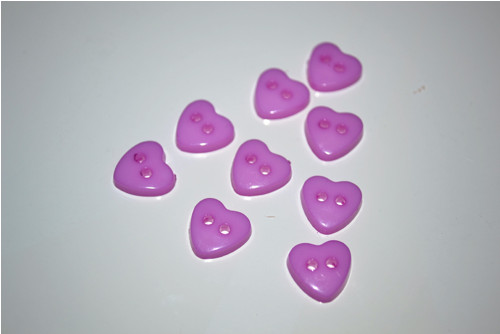0133 knoflík srdíčko / 5 kusů