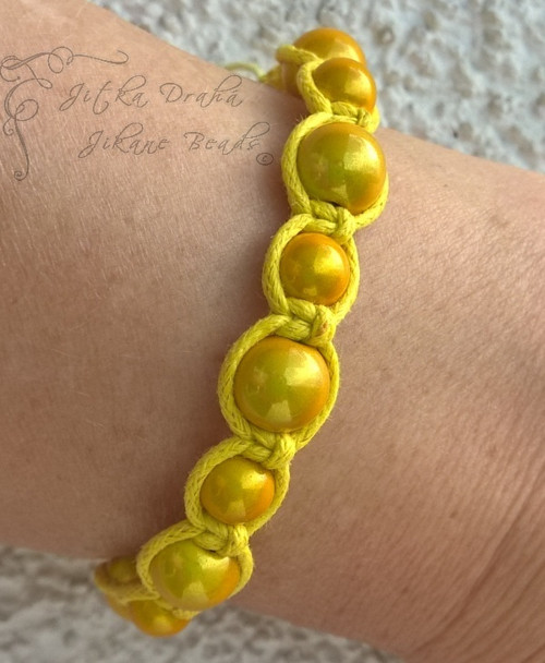 Žlutá Shamballa.
