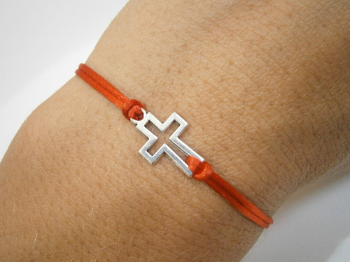 Ochranný náramek s křížkem (Kabbalah)