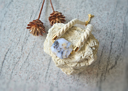 Náhrdelník Simple Gold Fleck Opal — foto 1