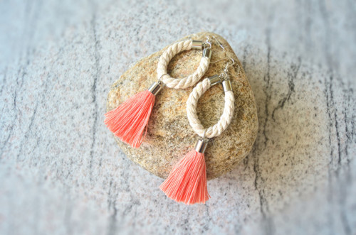 Visací náušnice SALMON TASSEL SILVER ROPE — foto 1