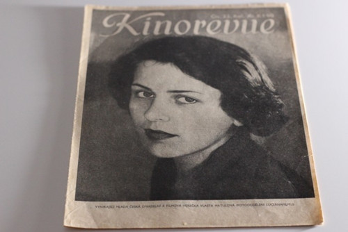 Kinorevue Vlasta Matulová rok 1945 — foto 1