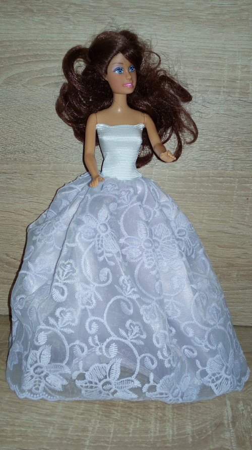Šaty plesové pro panenky Barbie Monster - Stela