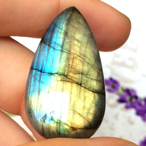 Labradorit kabošon slza (33x18x5 mm, 31,15 Ct,L155