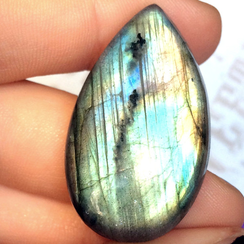 Labradorit kabošon slza (27x16x7 mm, 23,25 Ct,L154