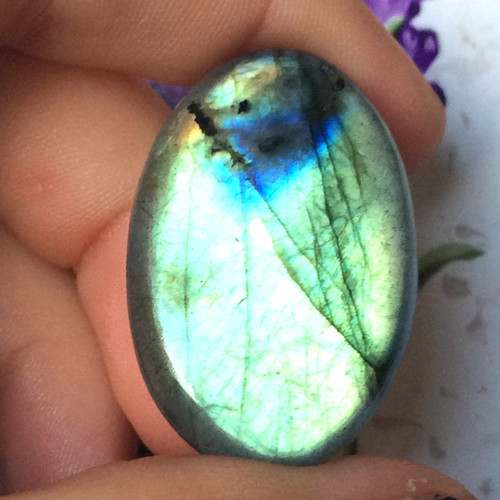 Labradorit kabošon ovál(32x21x5 mm, 37,90 Ct,L144)