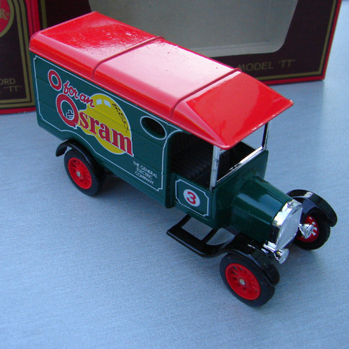Matchbox Yesteryear Y21 1926 Ford model TT Van