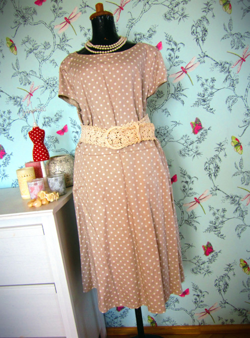 Šaty cream&dots,,VĚTŠÍ — foto 1